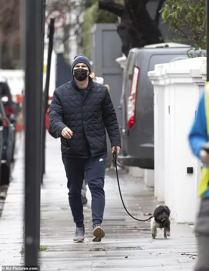 Dog walking chelsea on sale