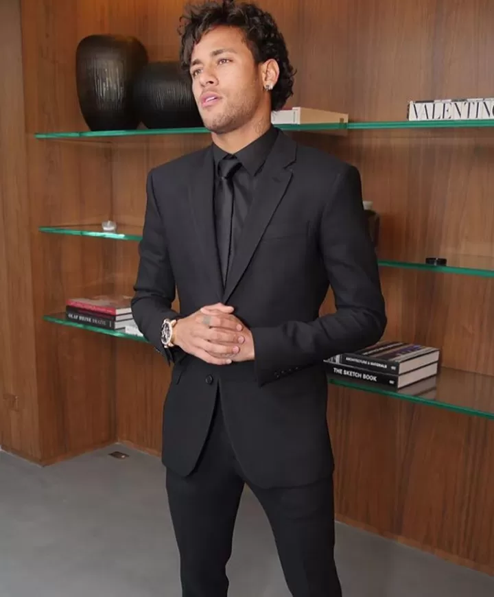 LIKE A MODEL: Neymar - real charmer with evolving hairstyle & elegant  techniques