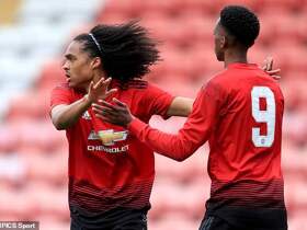 Man Utd U19s 4-0 Valencia U19s: Tahith Chong finishes off well-worked move
