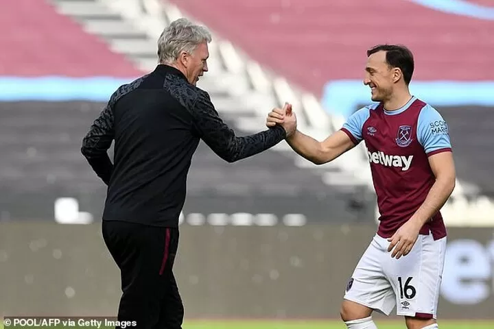 West Ham reward Mark Noble with new £50,000-a-week, five-and-a-half year  contract at Upton Park - Mirror Online