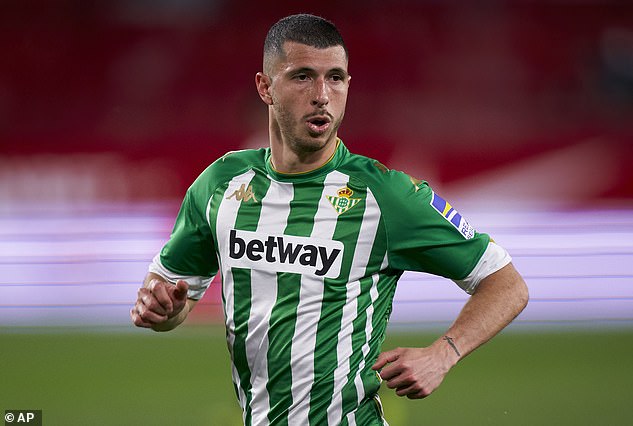 Arsenal target Guido Rodriguez insists he is 'very happy' at Real Betis —  All Football App