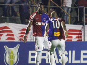 Botafogo se acerta com volante do Paraná e aguarda exames por anúncio