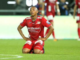 Watch Andile Jali scream on treatment room and tease Orlando Pirates