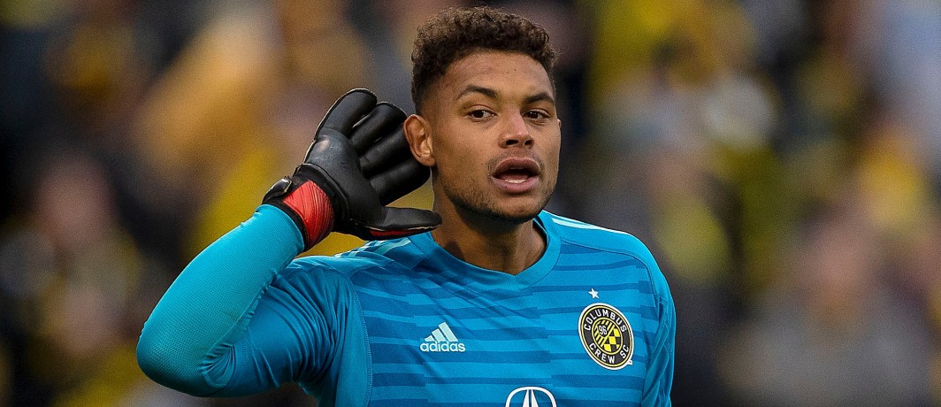 新闻正文 at age 23, just two years into his life as a starting