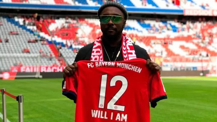 Why you hardly ever see Bundesliga players wearing the No.12 shirt