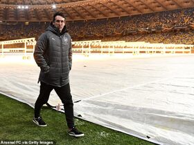 Arsenal fly to Kiev after Europa League game is moved