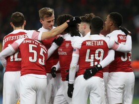 Victoria cómoda del Arsenal por 0-3 al Vorskla para consolidarse en la 1ª posición
