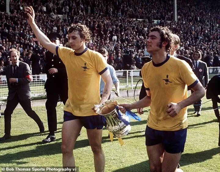 Arsenal pay tribute to 1971 Double winners with new kit featuring