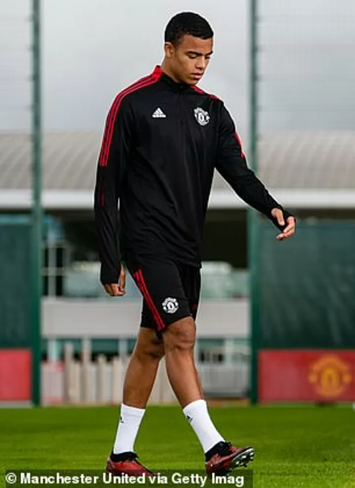 Greenwood takes part in Man Utd pre-season training as squad