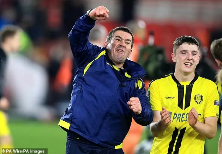 Nigel Clough learns from dad Brian ahead of Burton's trip to Manchester City| All Football