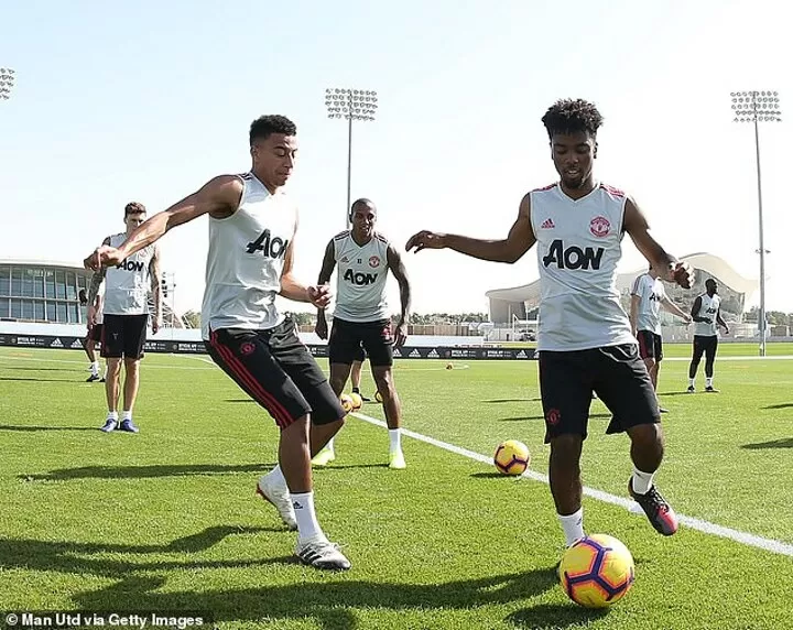 Manchester United kids including Rashford celebrate during Dubai