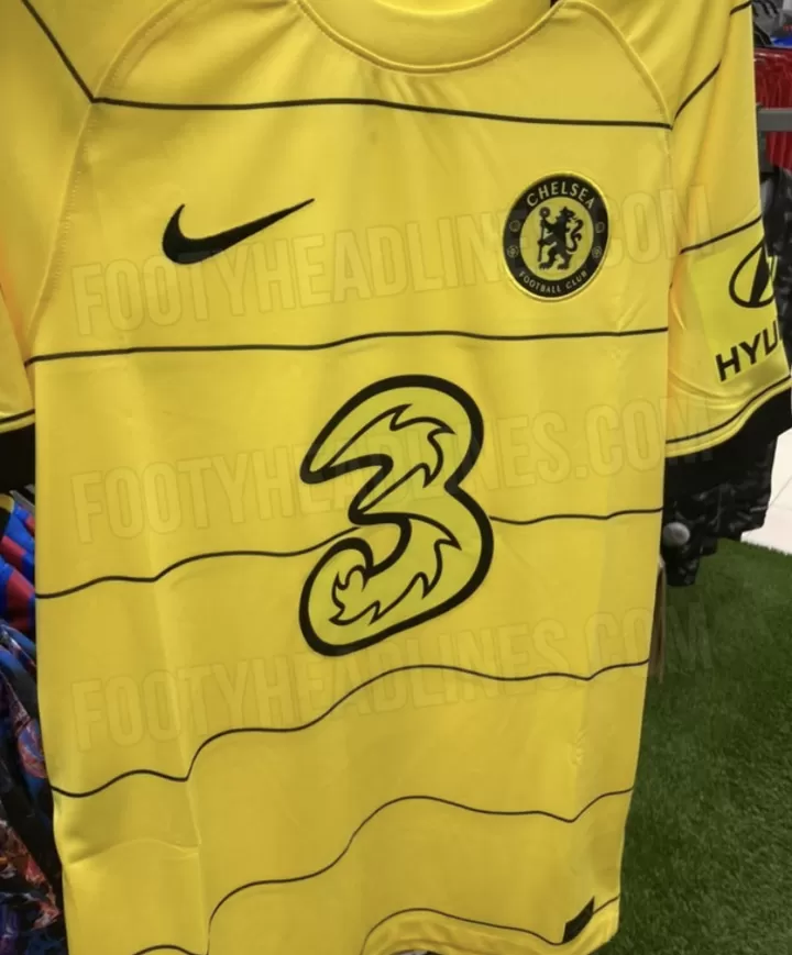 Nike Chelsea FC 21/22 Stadium Away Jersey - Opti Yellow / Black