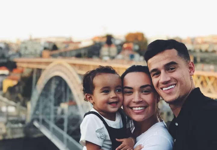 How Coutinho And Doting Wife Aine Have Become Barca S Great Love Story All Football