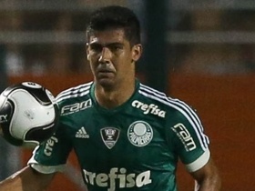 Palmeiras empresta Leandro Almeida ao Paraná até o meio de 2019