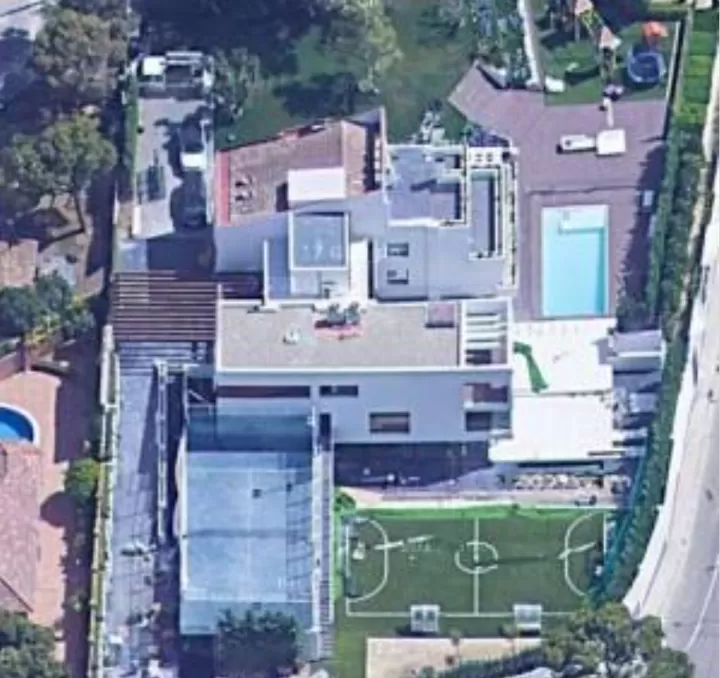 Messi shop house barcelona