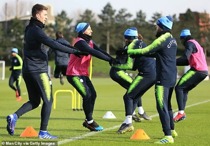 Man City Players Hold Hands In Training Ahead Of Clash With Arsenal All Football