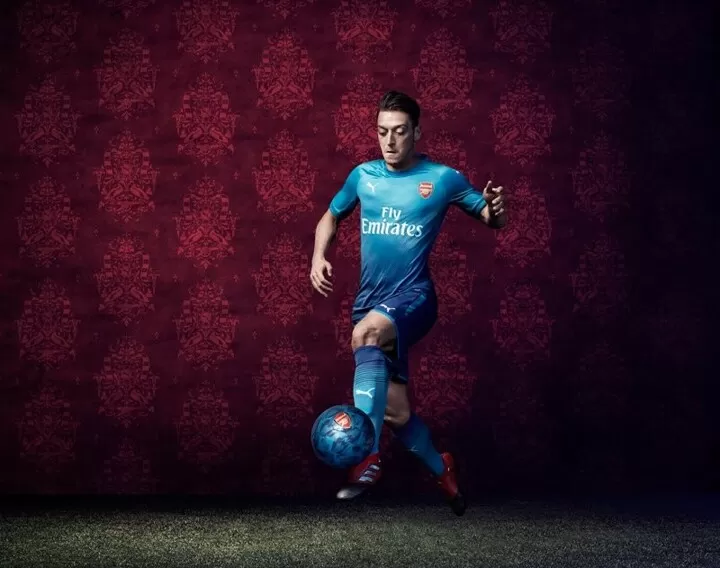Arsenal 2017 away hotsell kit