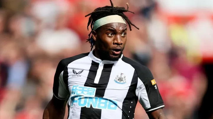 The magpies hot sale football
