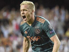 Un grand d’Europe drague Van de Beek