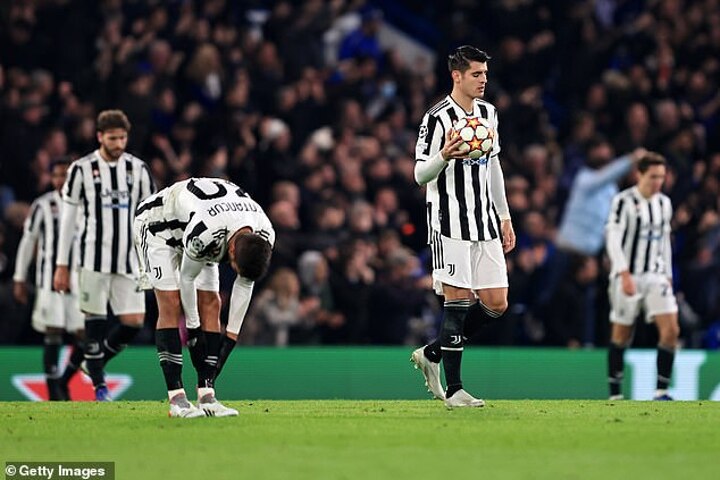 Juventus win Serie A; match-fixing clouds Italy