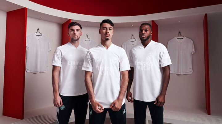 idris elba arsenal adidas
