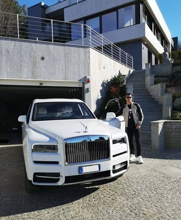 Rolls royce cullinan cr7 discount