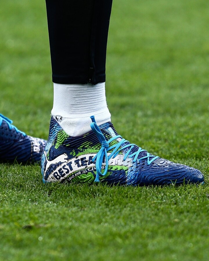Vincent kompany puma discount