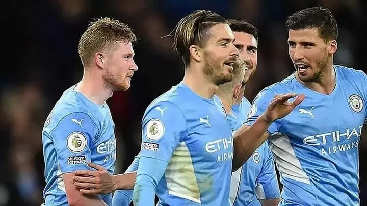 Man city vs best sale fulham live stream