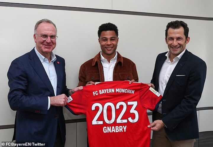 gnabry arsenal shirt