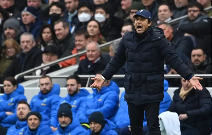 Tottenham bench new arrivals coat