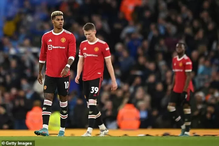 Jamie Carragher ribs Peter Schmeichel over Manchester United's defeat to Man  City