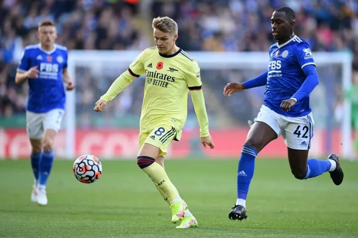 Arsenal vs leicester online deals