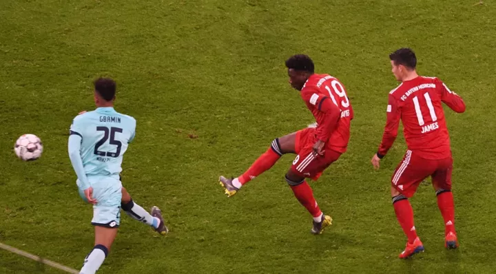 Sule I Thought Alphonso Davies Only Used His Right Foot For Standing On All Football