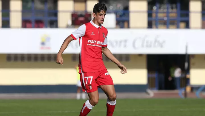 Who Is This Outstanding 19 Year Old Portuguese Prodigy On Man United S Radar All Football