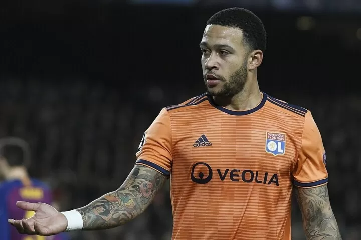 Liverpool Urged To Make Shock Move For Ex Man Utd Man Memphis Depay Mirror All Football