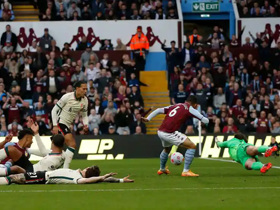 Kết quả Aston Villa 1-2 Liverpool: Ngược dòng chật vật nuôi mộng vô địch