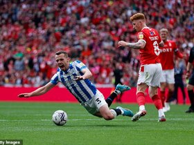 Mark Clattenburg: I can understand why VAR didn't overturn decision