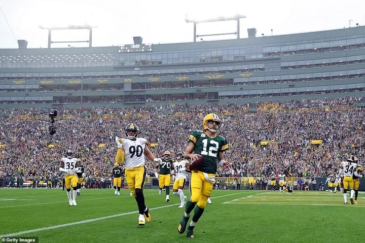 Packers: Lambeau Field plays host to first soccer match