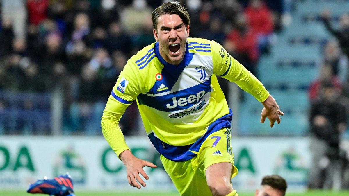 Chiesa and Vlahovic get new shirt numbers at Juventus | AllFootball