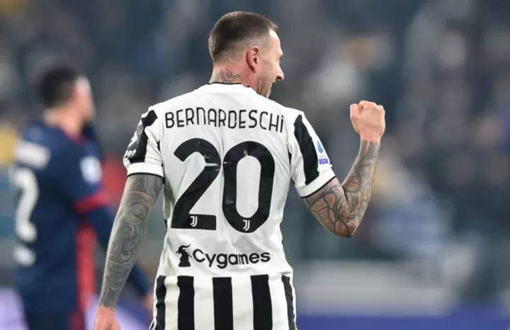 Juventus bernardeschi jersey new arrivals