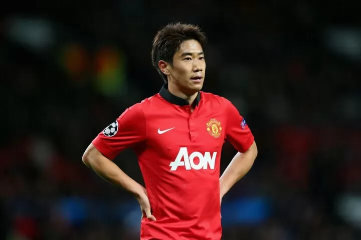 Man utd best sale aon kit