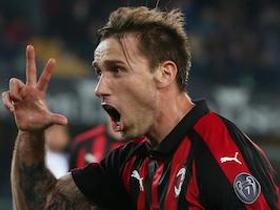 Milan 'put contract talks with Biglia on hold' amid renewed interest from China