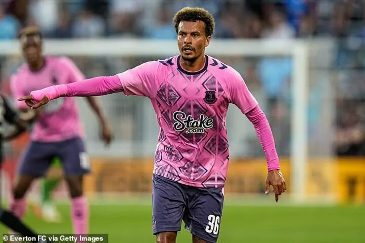 Everton pink jersey clearance