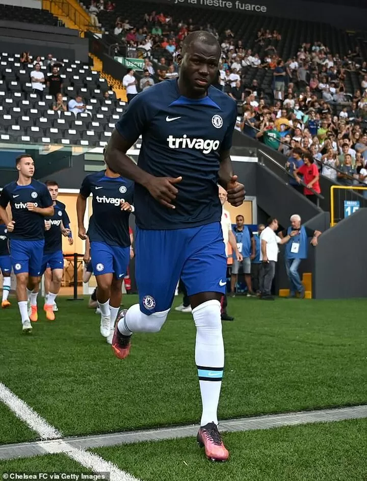 Chelsea hotsell fc wear