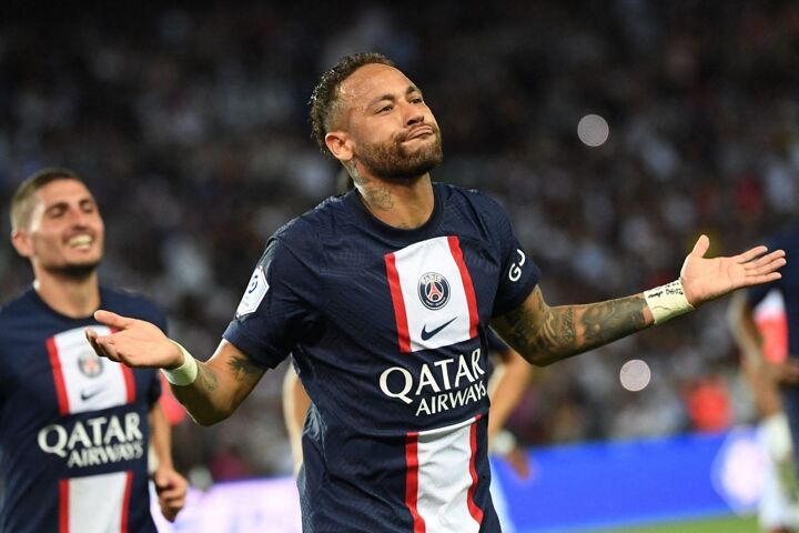 Neymar nets stunning brace and Kylian Mbappe scores as PSG