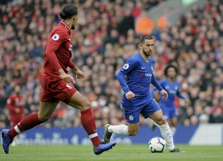 Liverpool 2 0 Chelsea Salah Ridiculous Goal Mane Big Header Send Reds To Top All Football