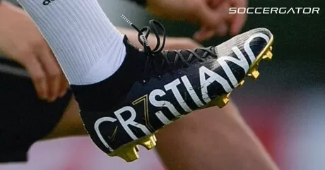 Cr7 new boots juventus clearance