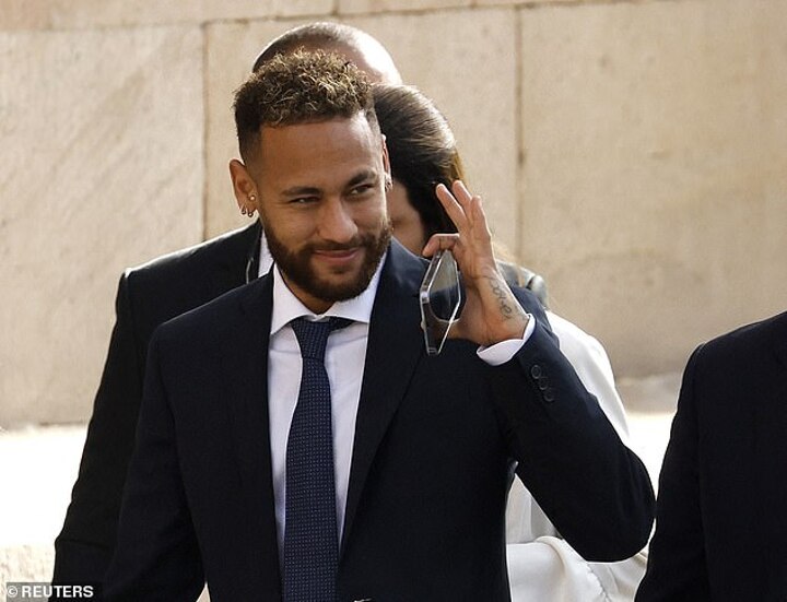 Neymar on sale coat suit