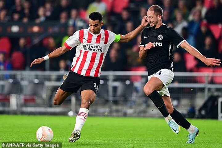 Ruud van Nistelrooy confident PSV will respond against Arsenal after shock  loss
