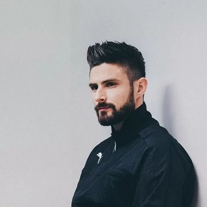 Like A Model Olivier Giroud Dishy Frenchman Shining In London